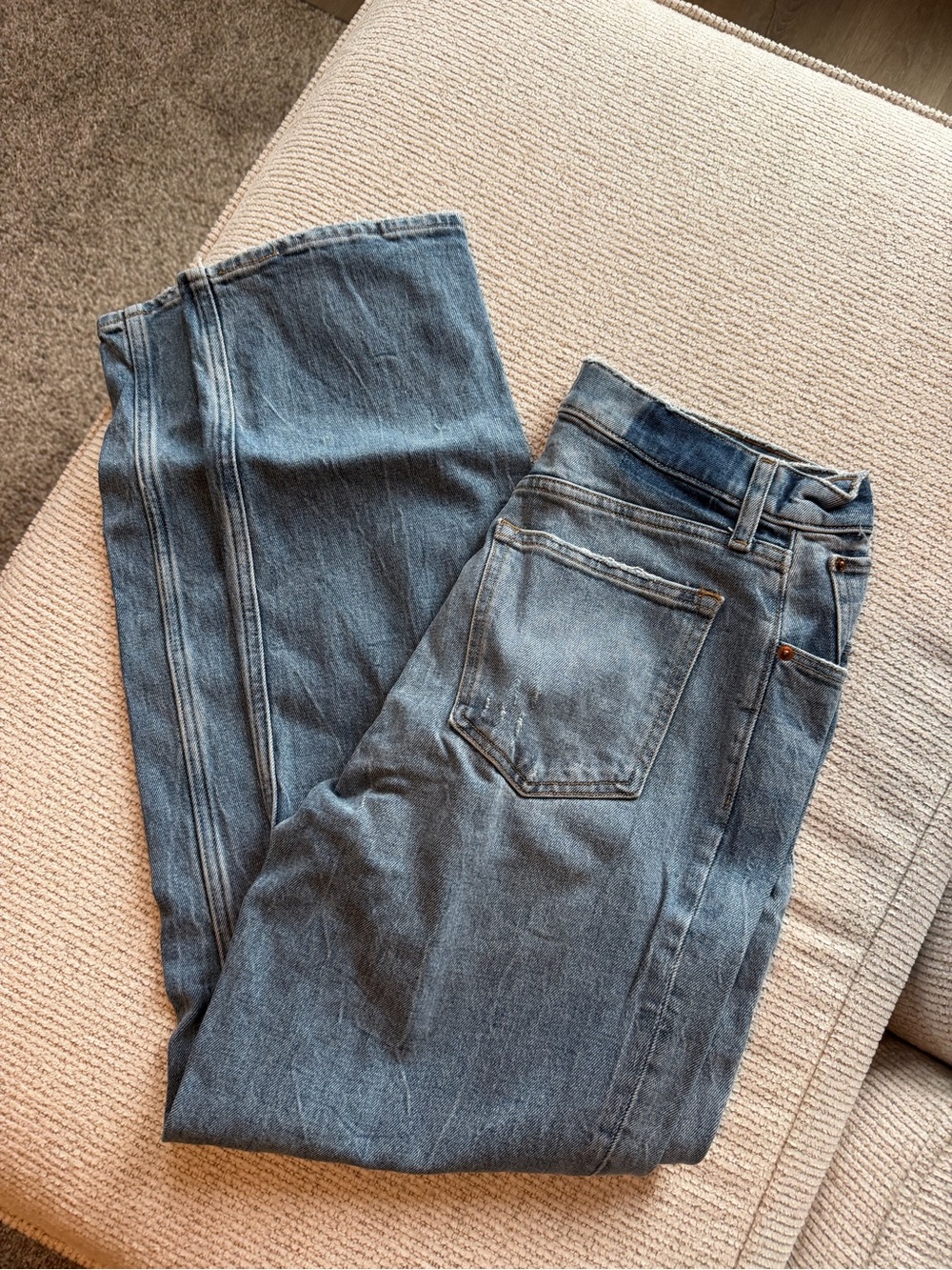 Abercrombie & Fitch Women's Light Blue Straight Leg Jeans